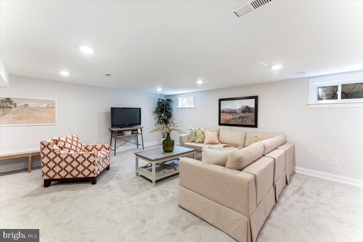 CHATHAM VIL - Residential