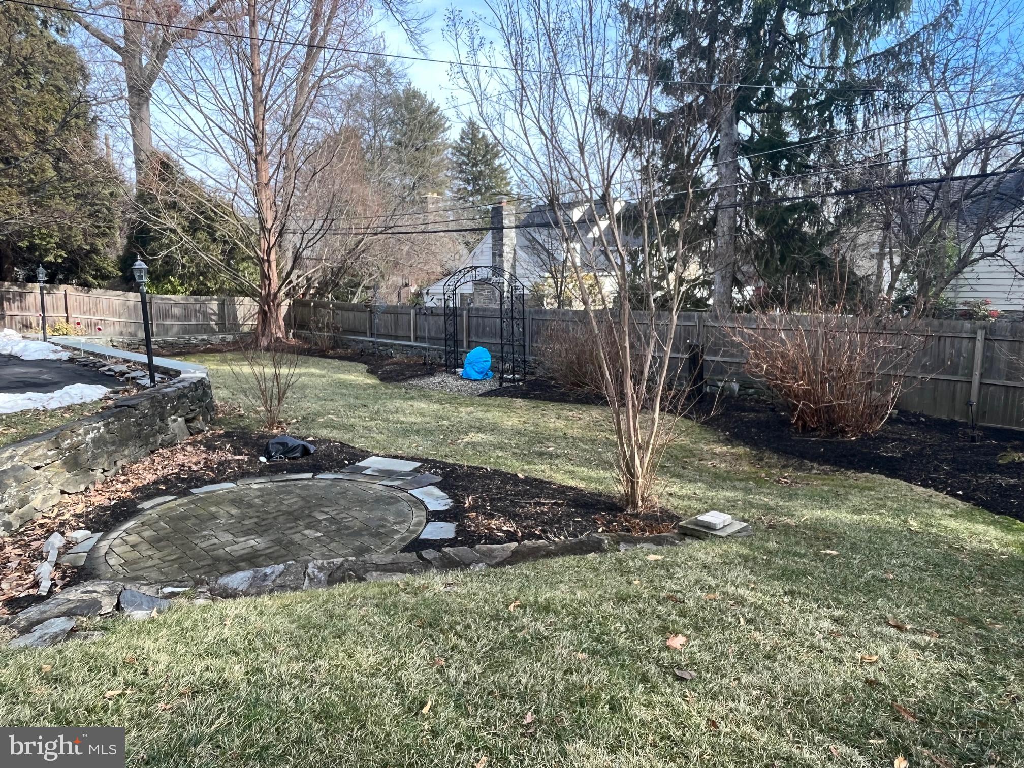 MERION STATION - Residential