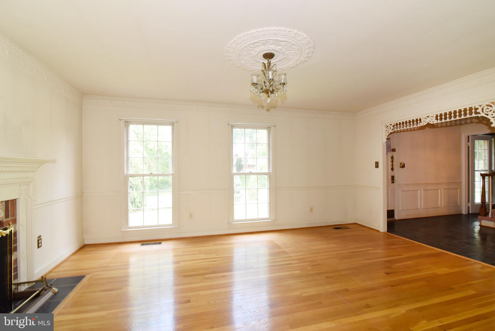 WOLF TRAP GREEN - Residential