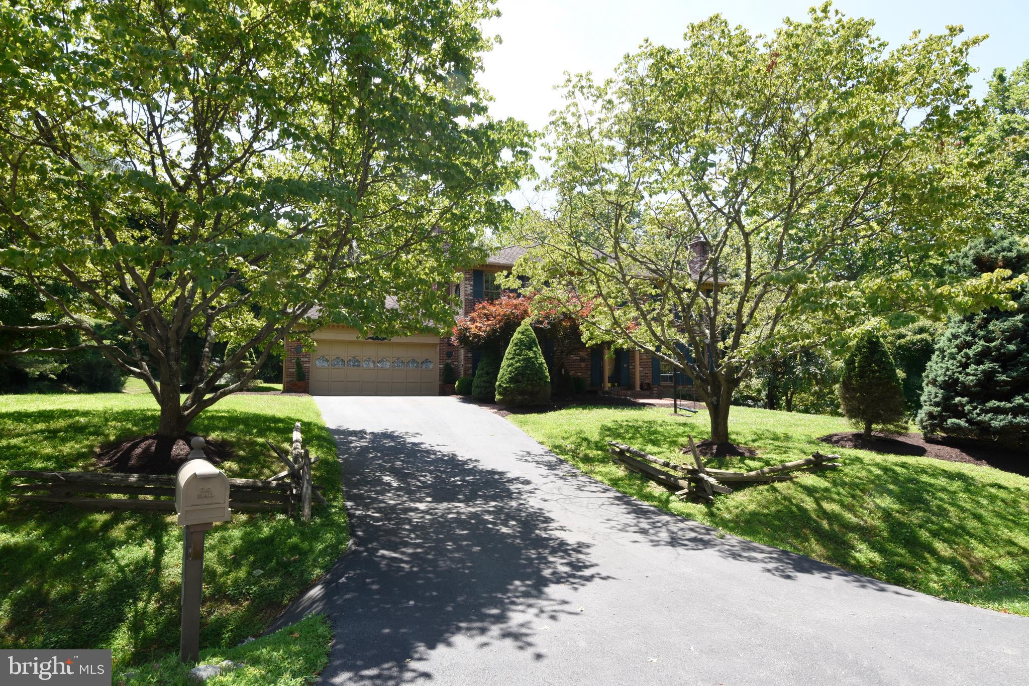 WOLF TRAP GREEN - Residential