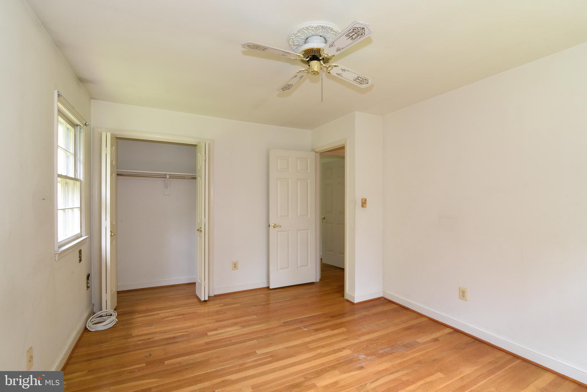 WOLF TRAP GREEN - Residential