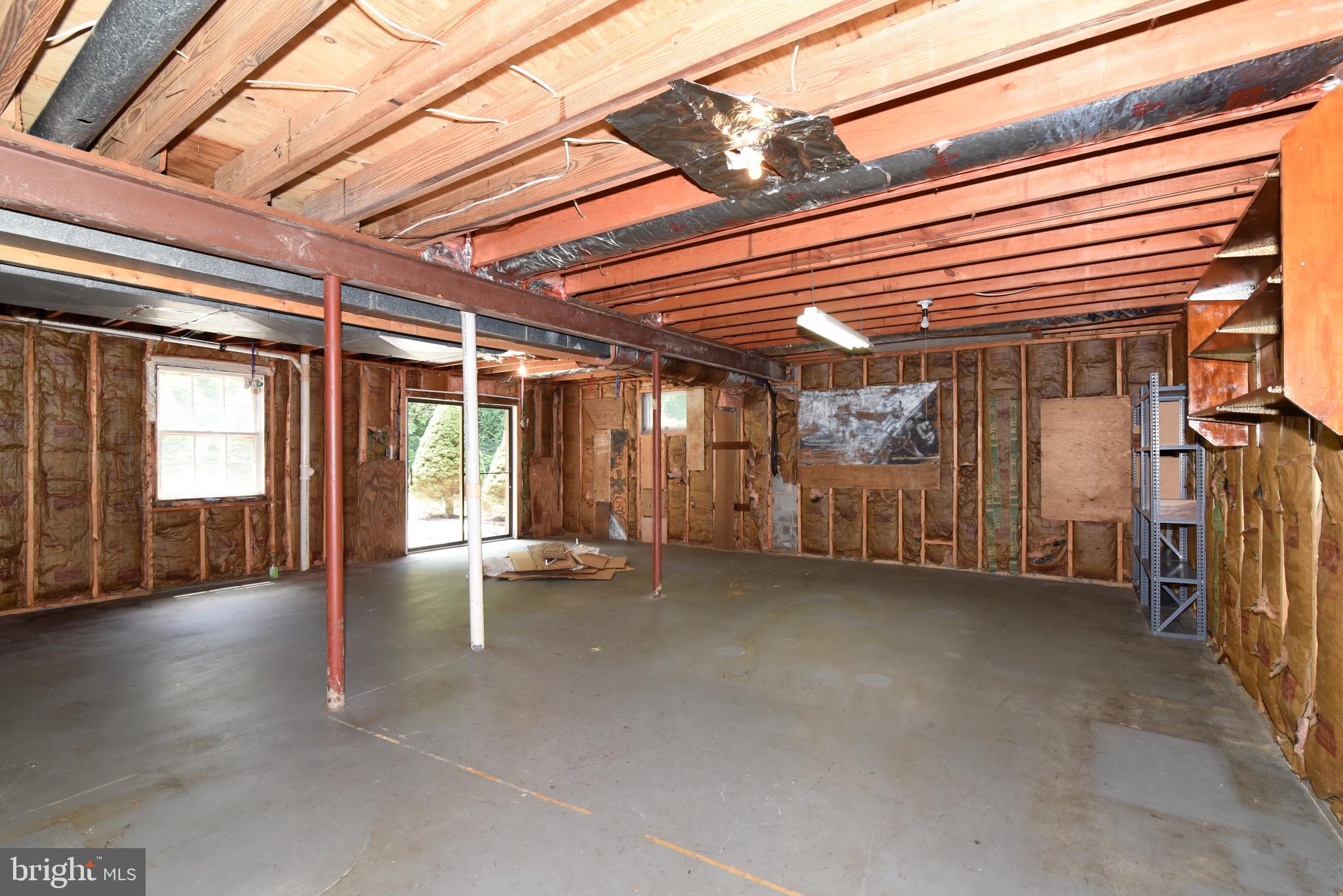 WOLF TRAP GREEN - Residential