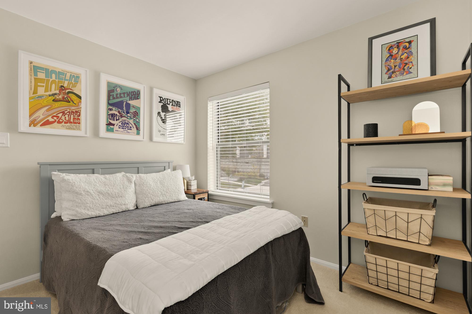 BRISTOL SQUARE - Residential