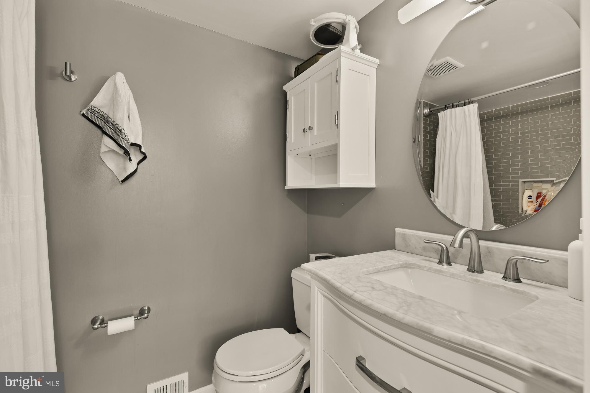 BRISTOL SQUARE - Residential