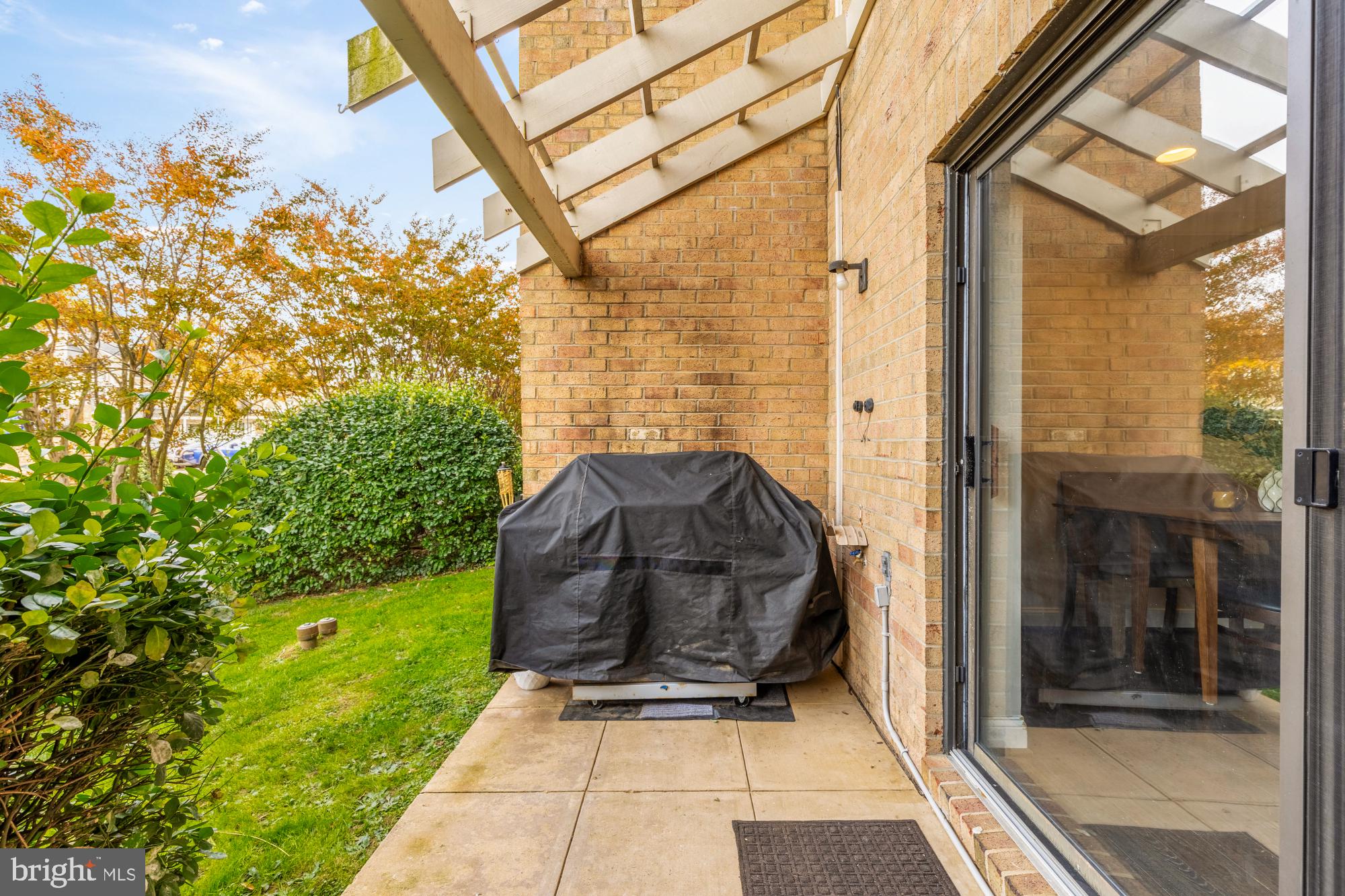 BRISTOL SQUARE - Residential