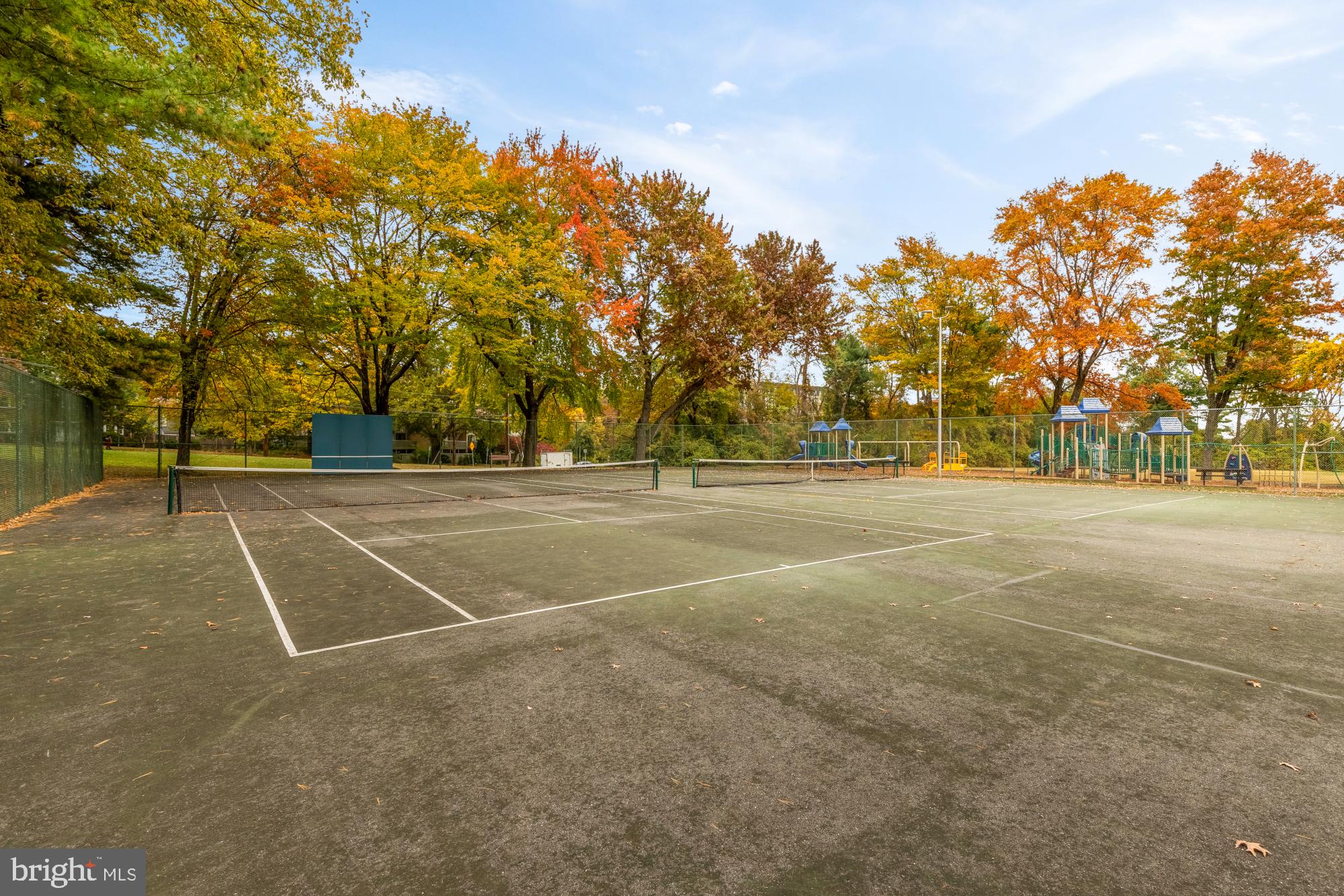 BRISTOL SQUARE - Residential