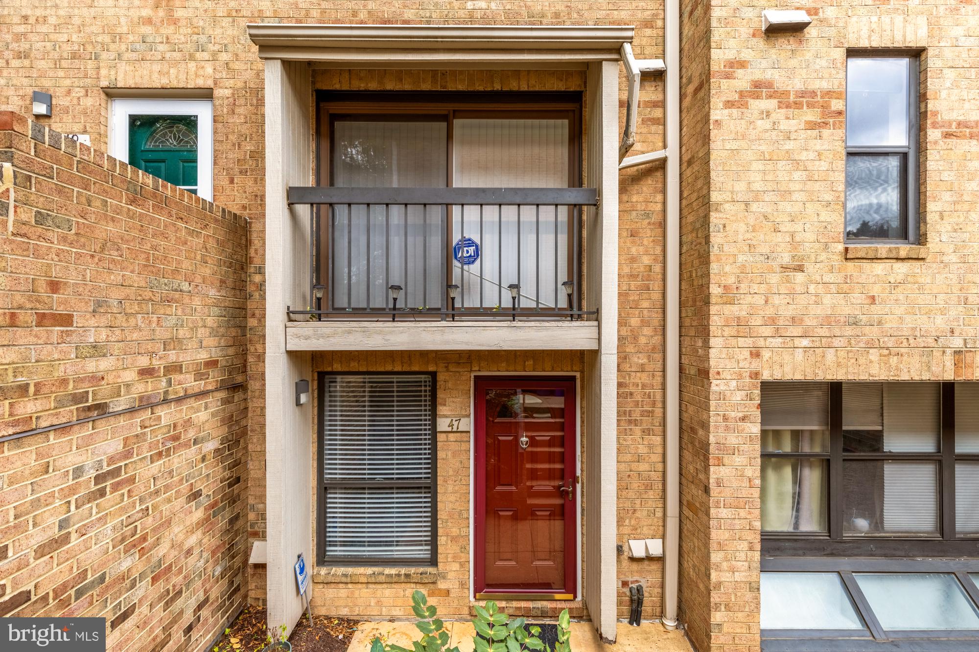 BRISTOL SQUARE - Residential