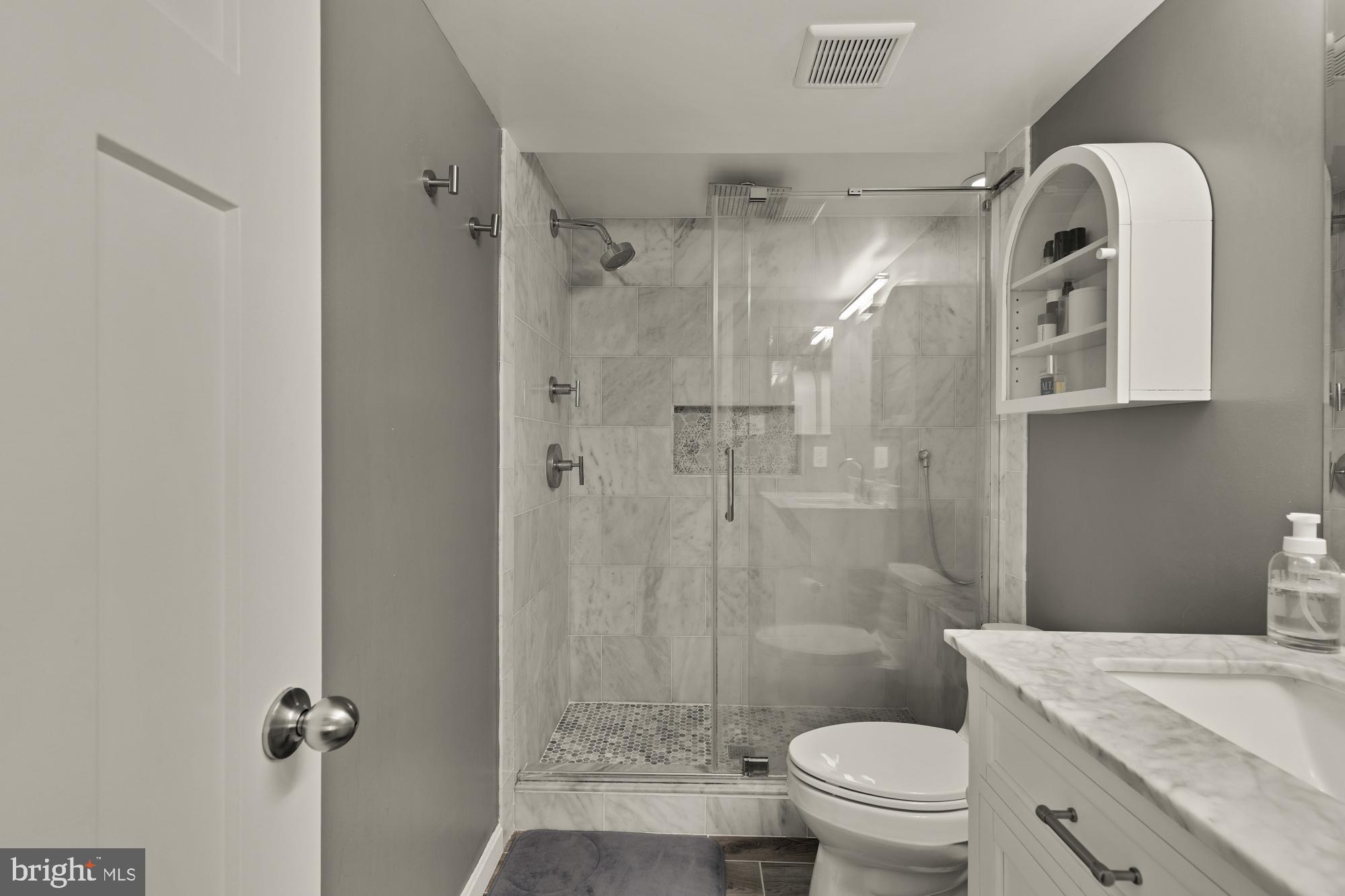 BRISTOL SQUARE - Residential