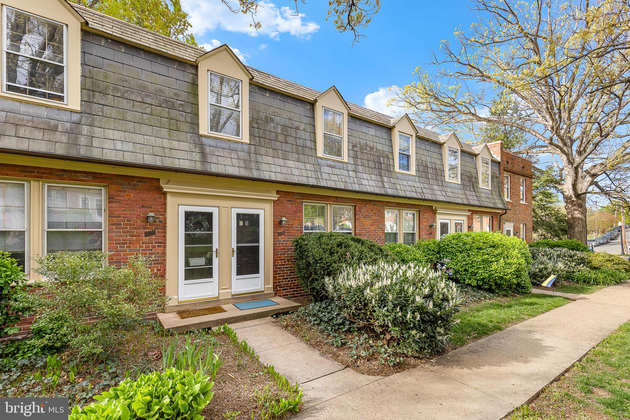 ARLINGTON VILLAGE - Residential