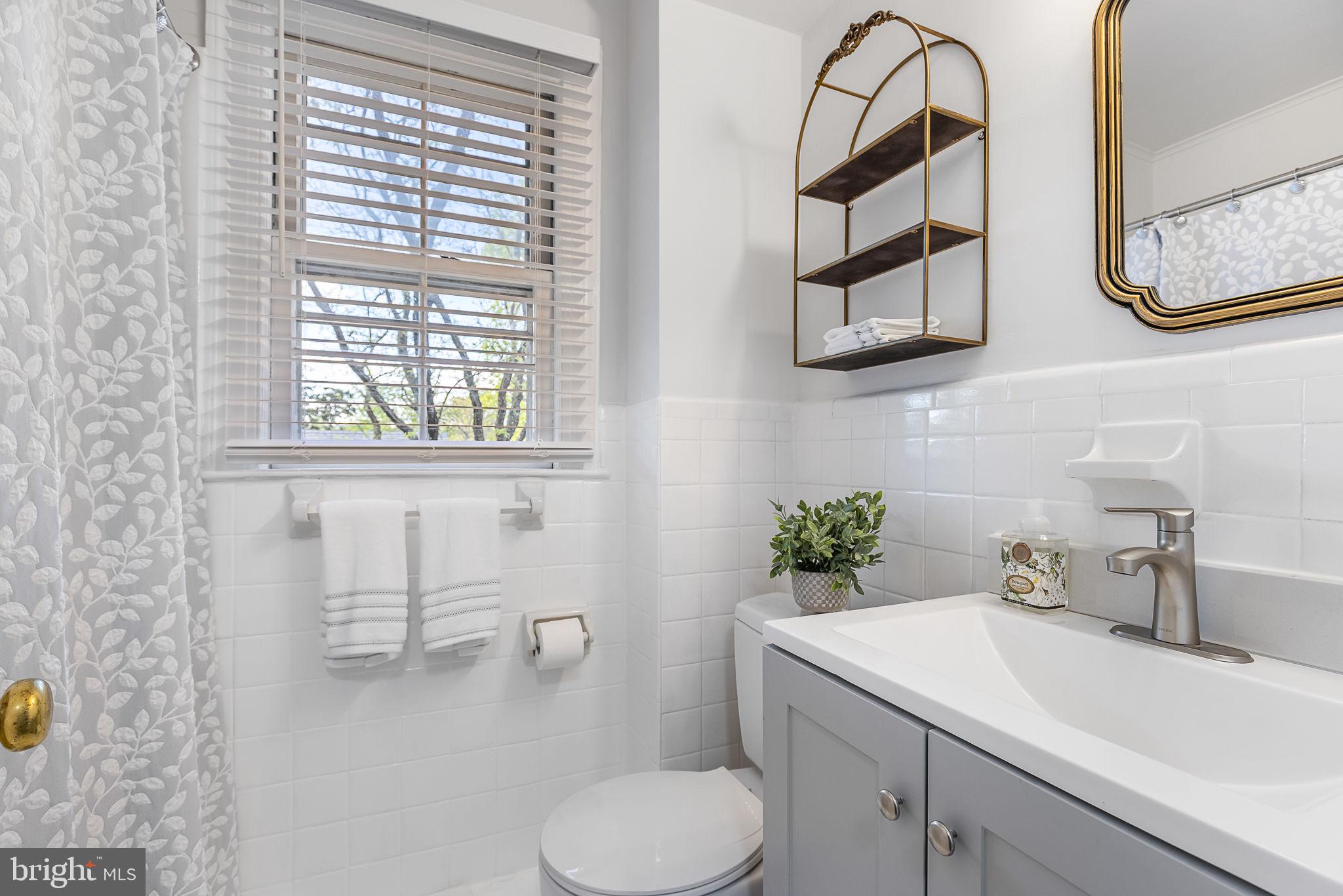 ARLINGTON VILLAGE - Residential