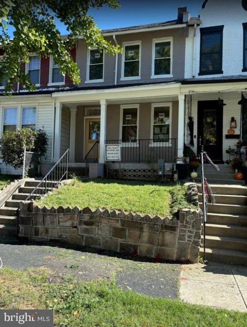 325 14TH PLACE NE WASHINGTON DC 20002