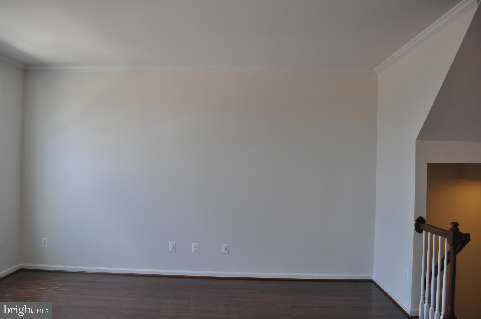 SIGNATURE AT BROADLANDS - Residential Lease