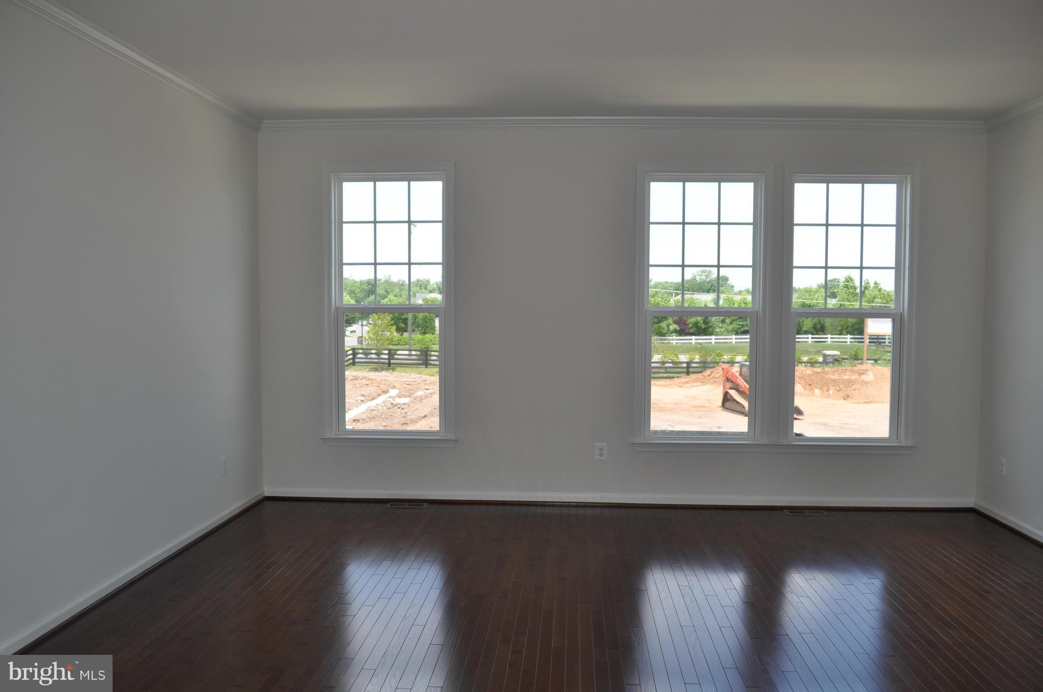 SIGNATURE AT BROADLANDS - Residential Lease