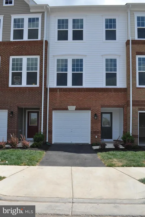 43311 Novi Terrace, Ashburn, VA MLS: VALO2111364
