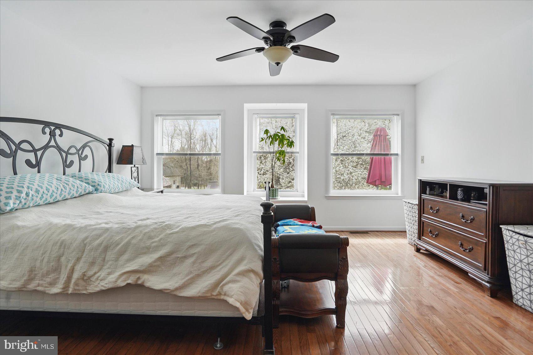 WORTHINGTON GREEN - Residential