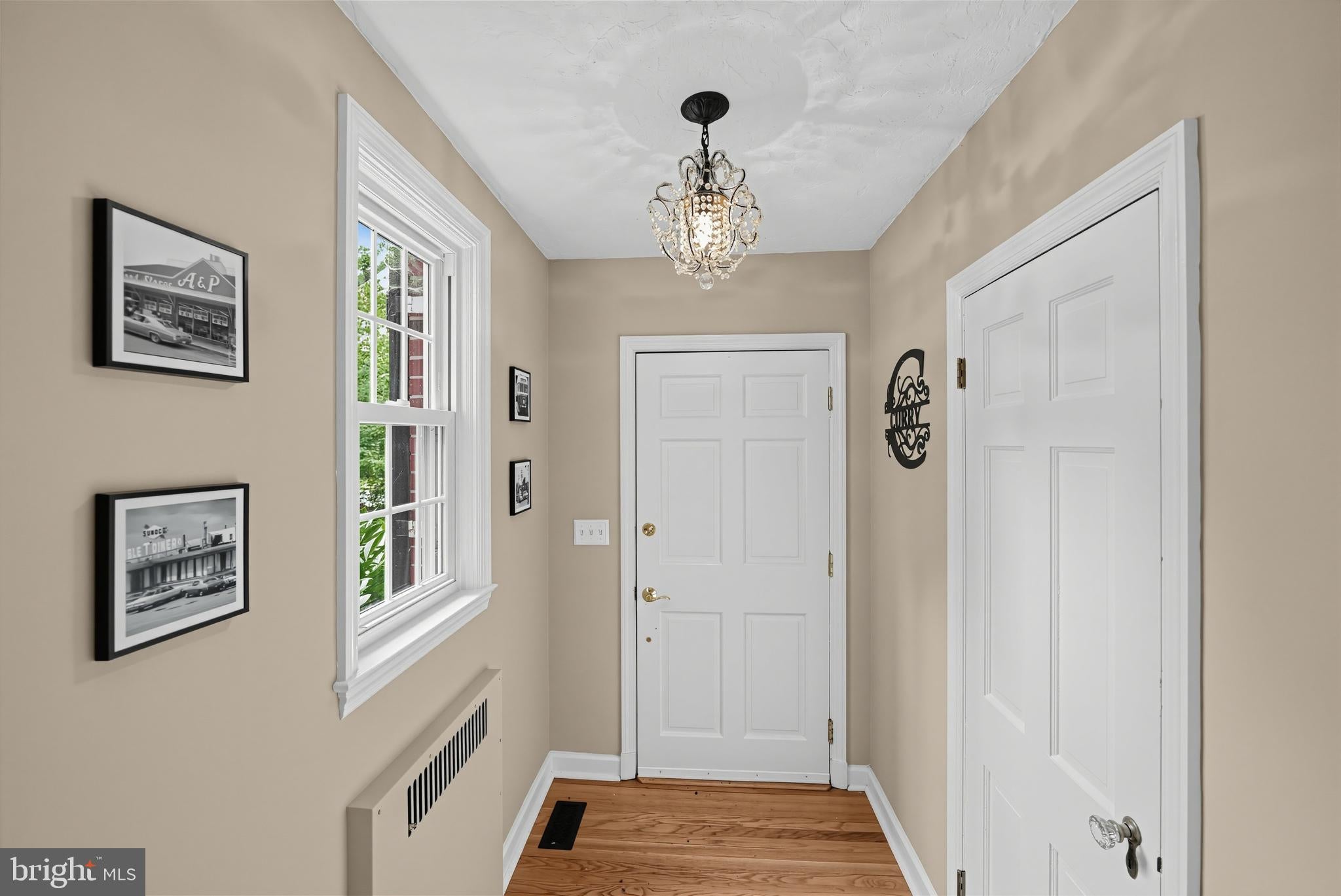 106 N BEAUMONT AVENUE