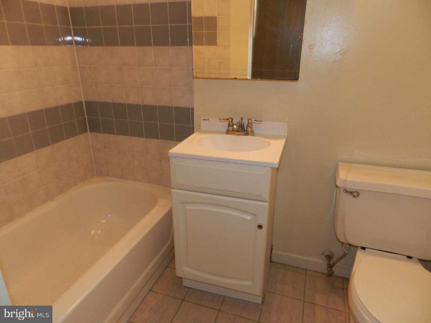 RITTENHOUSE SQUARE - Residential Lease