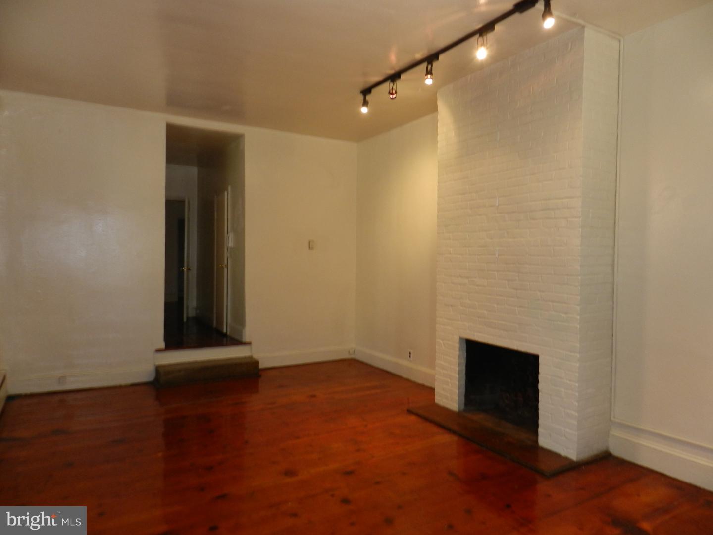 RITTENHOUSE SQUARE - Residential Lease