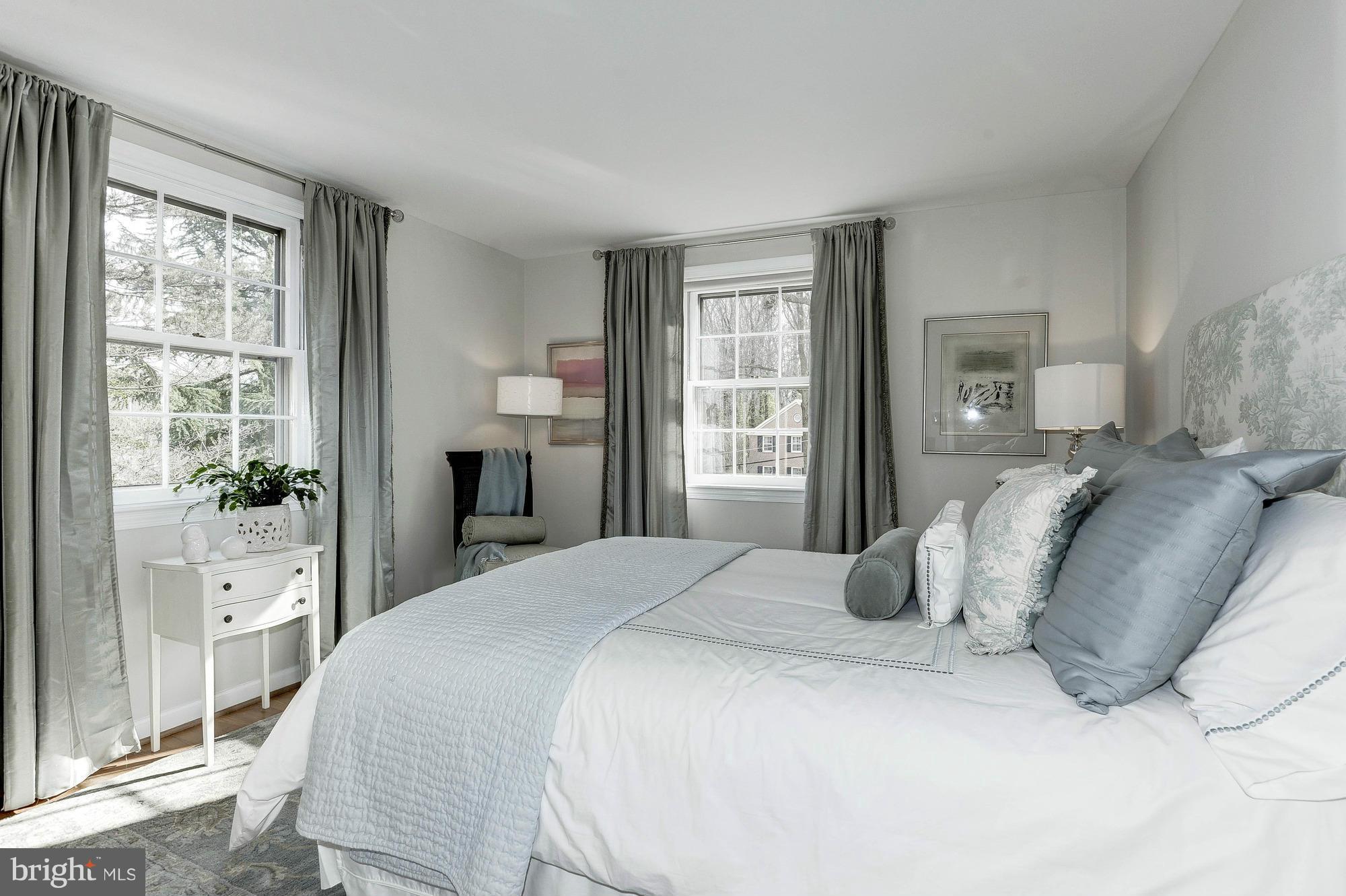 BARCROFT WOODS - Residential