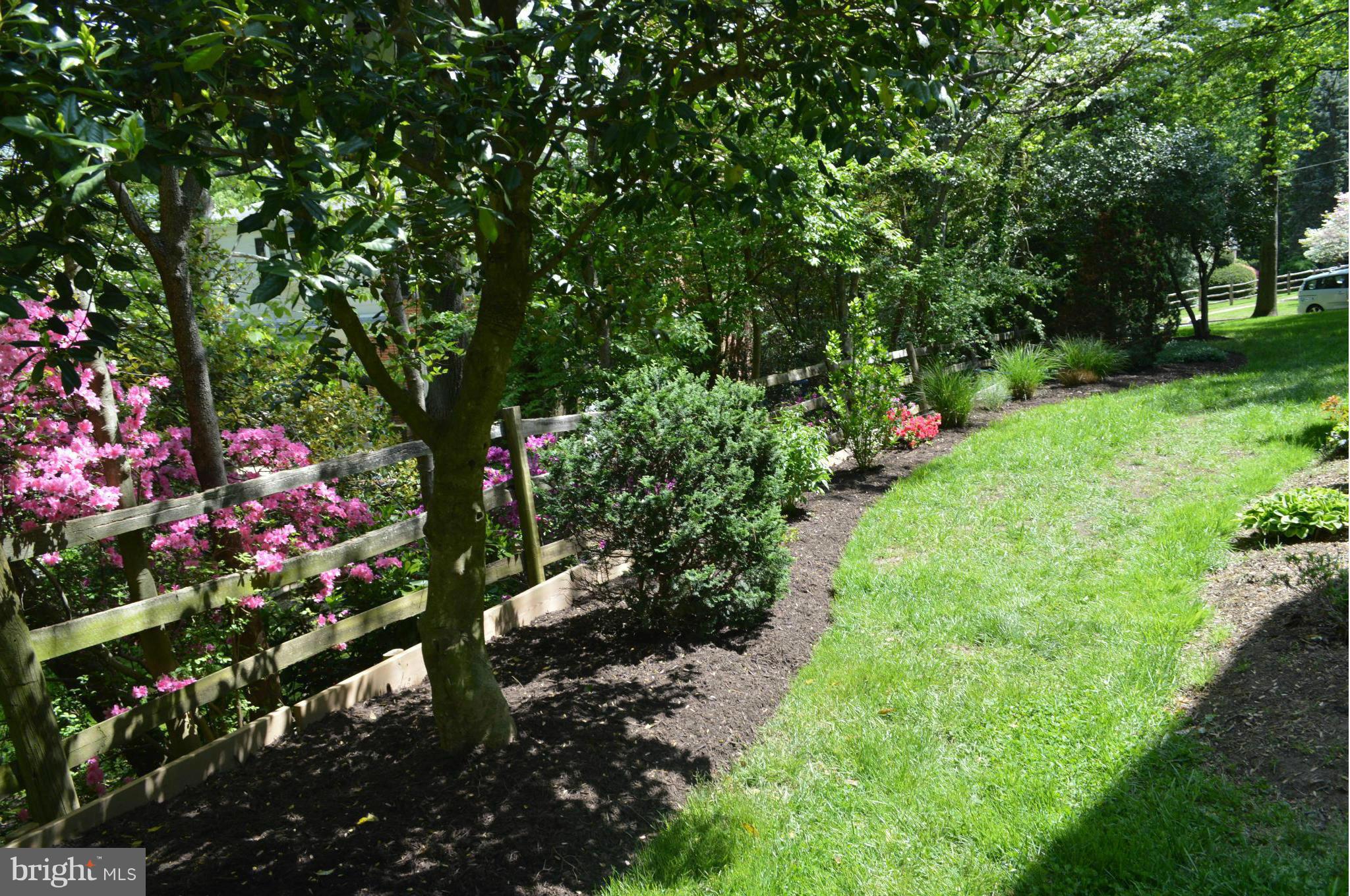 BARCROFT WOODS - Residential