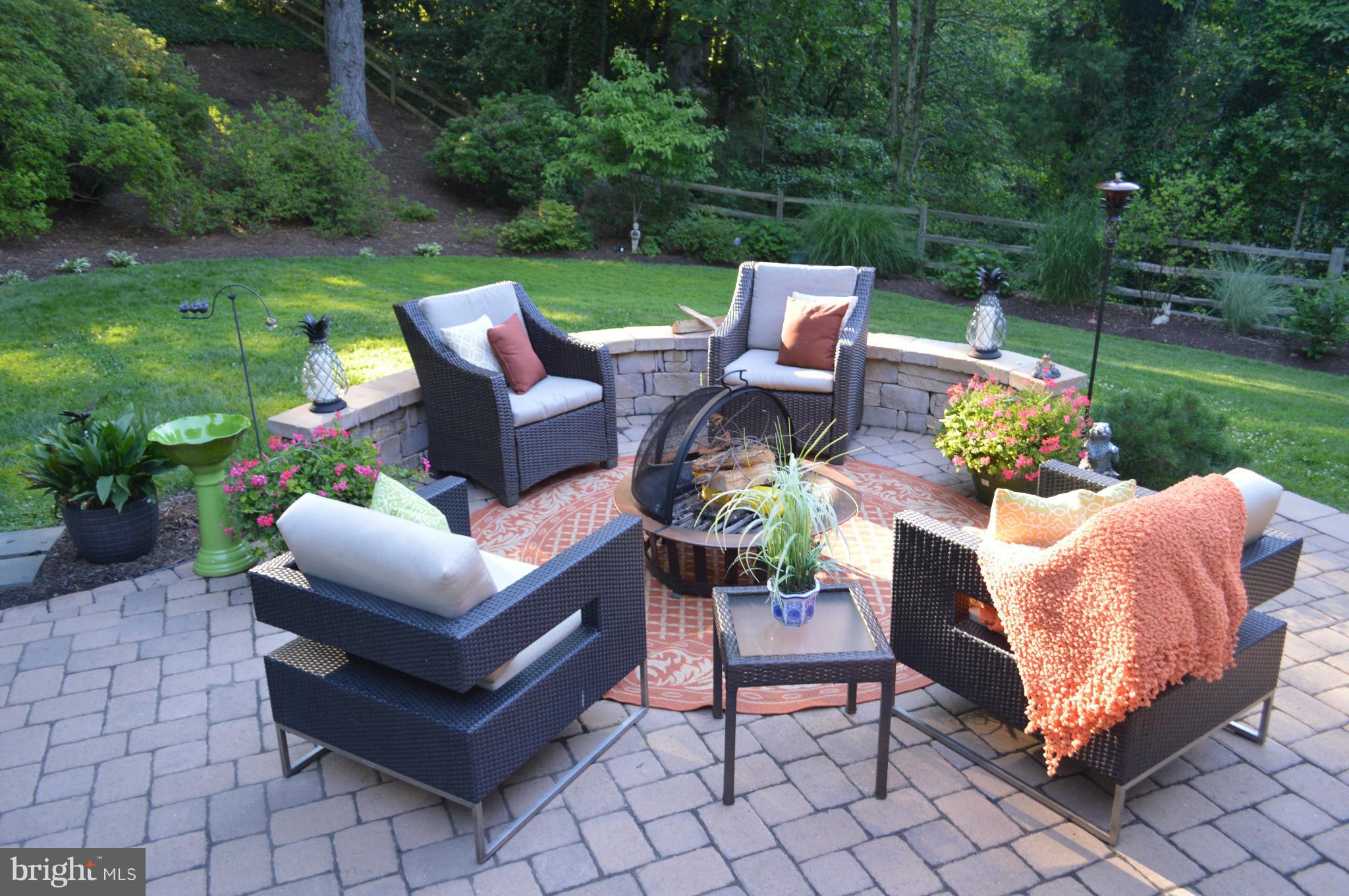 BARCROFT WOODS - Residential