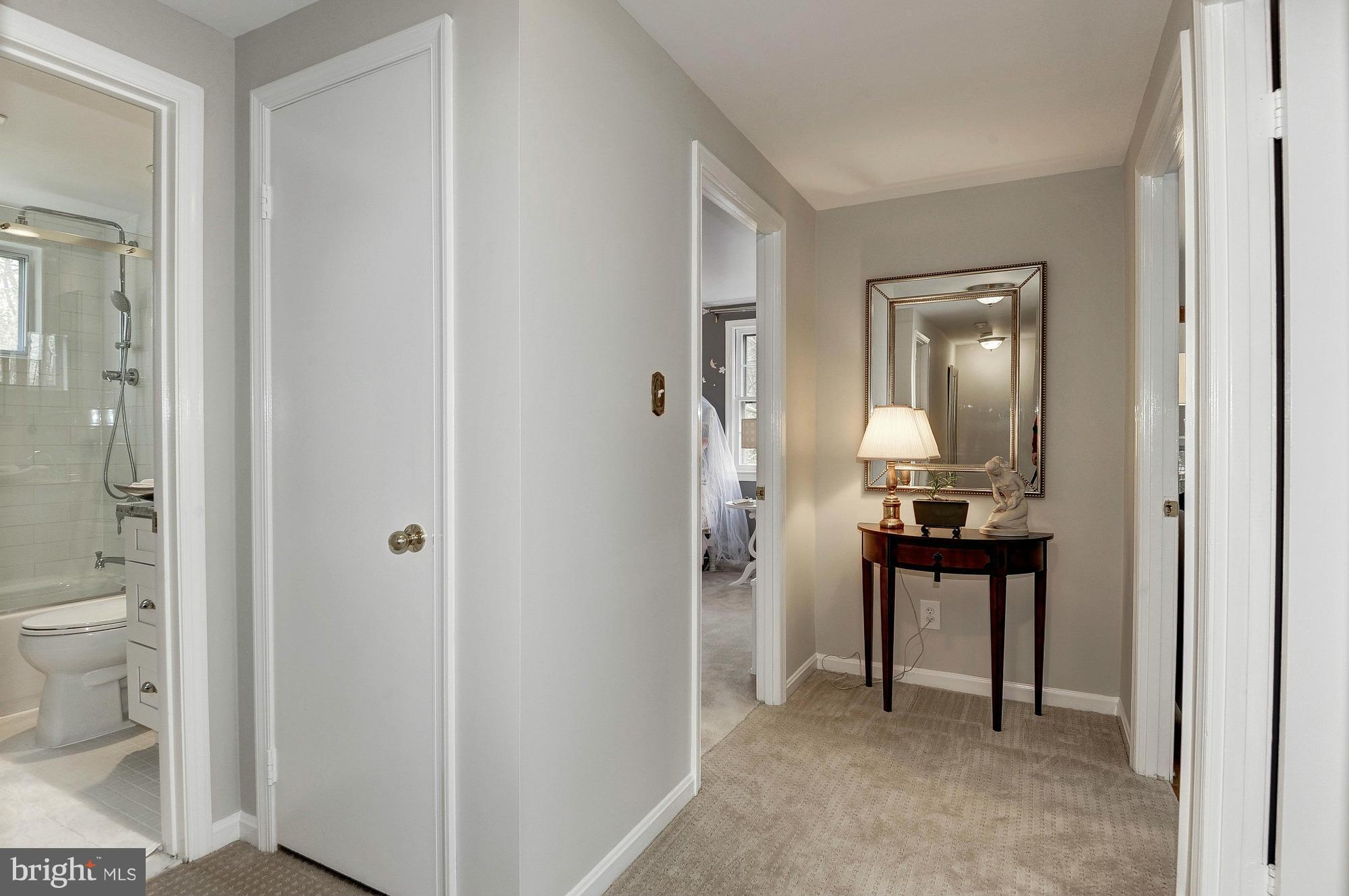 BARCROFT WOODS - Residential