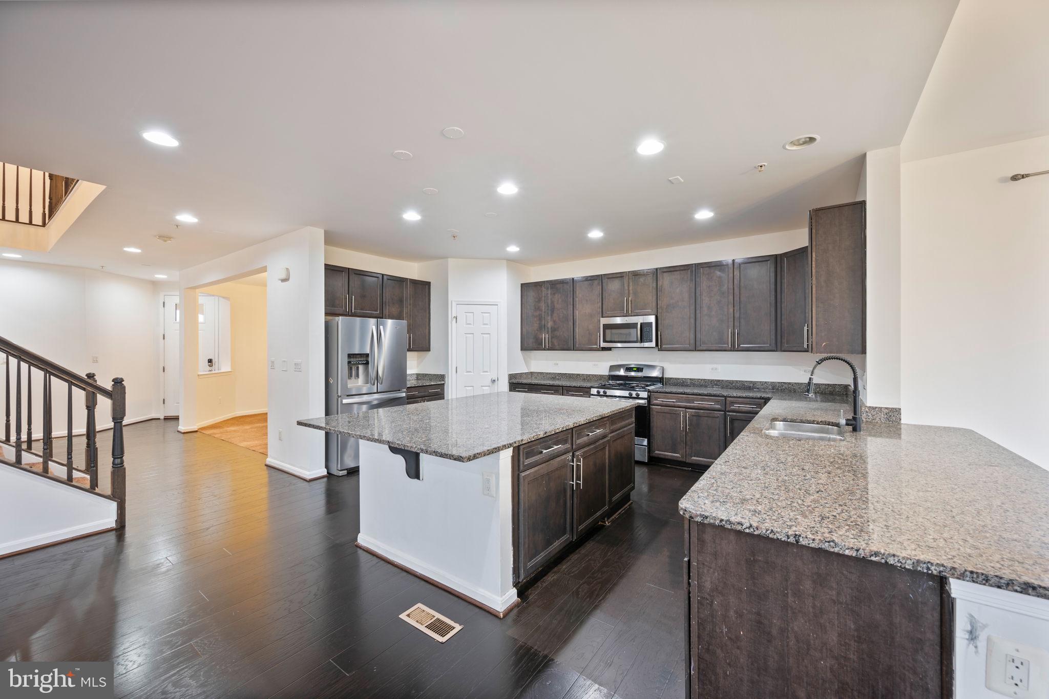 TANYARD COVE NORTH - Residential