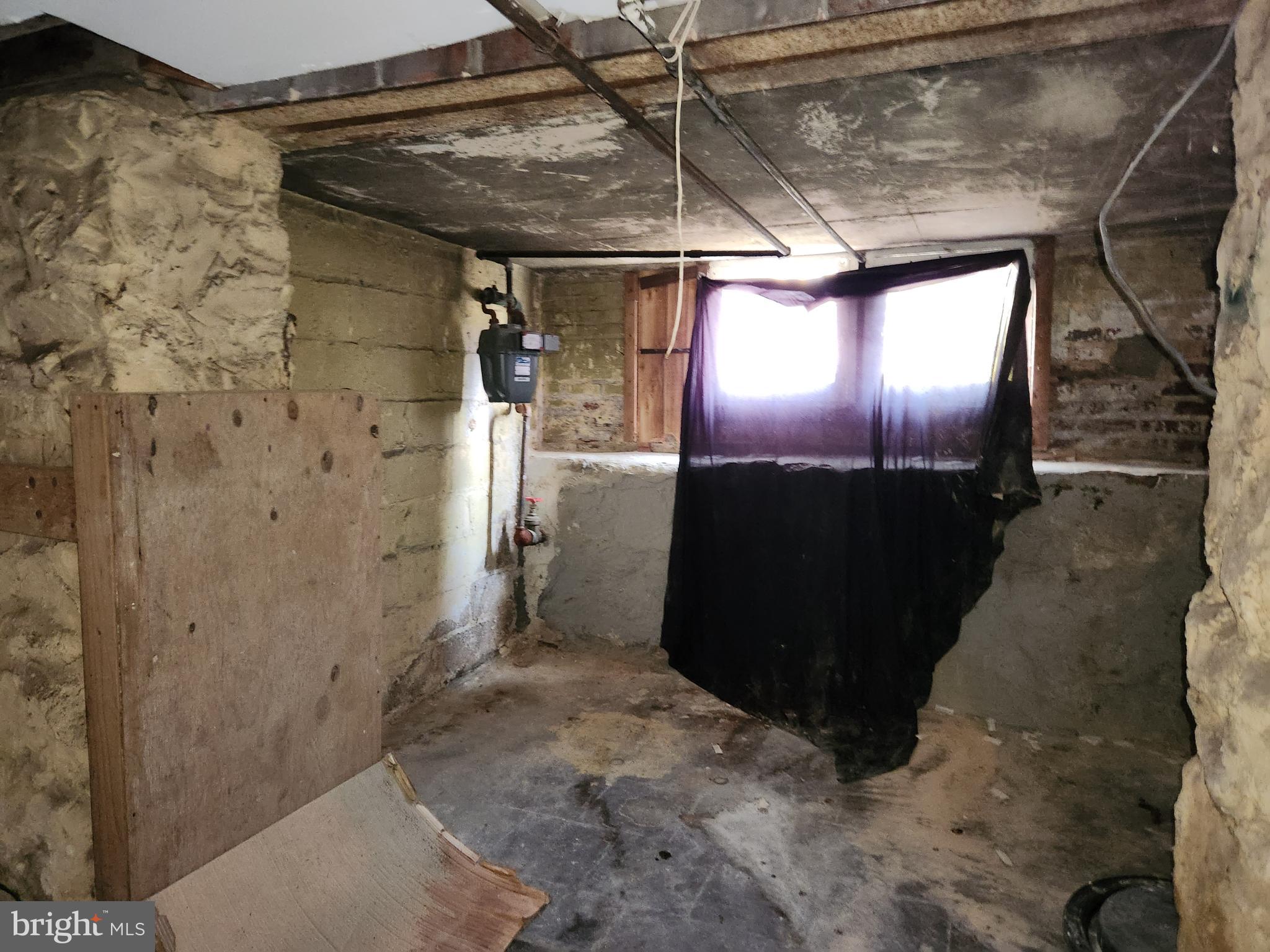 EAST BALTIMORE MIDWAY - Residential