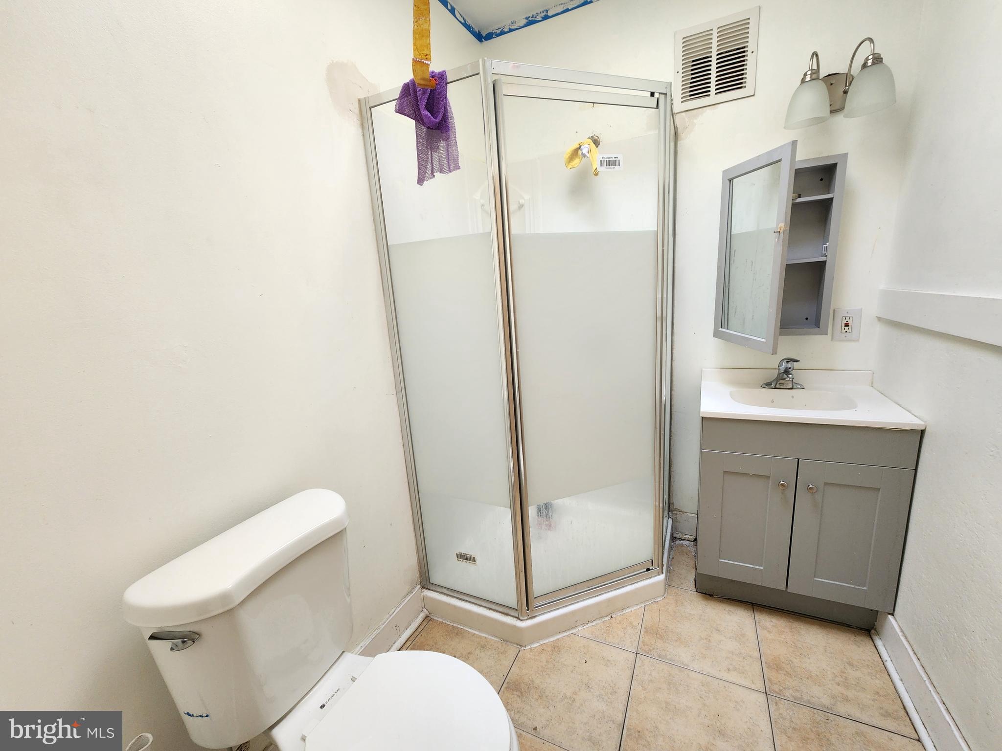 EAST BALTIMORE MIDWAY - Residential