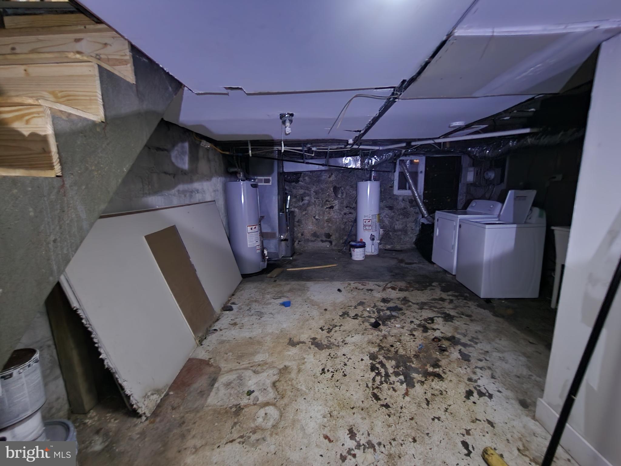 EAST BALTIMORE MIDWAY - Residential