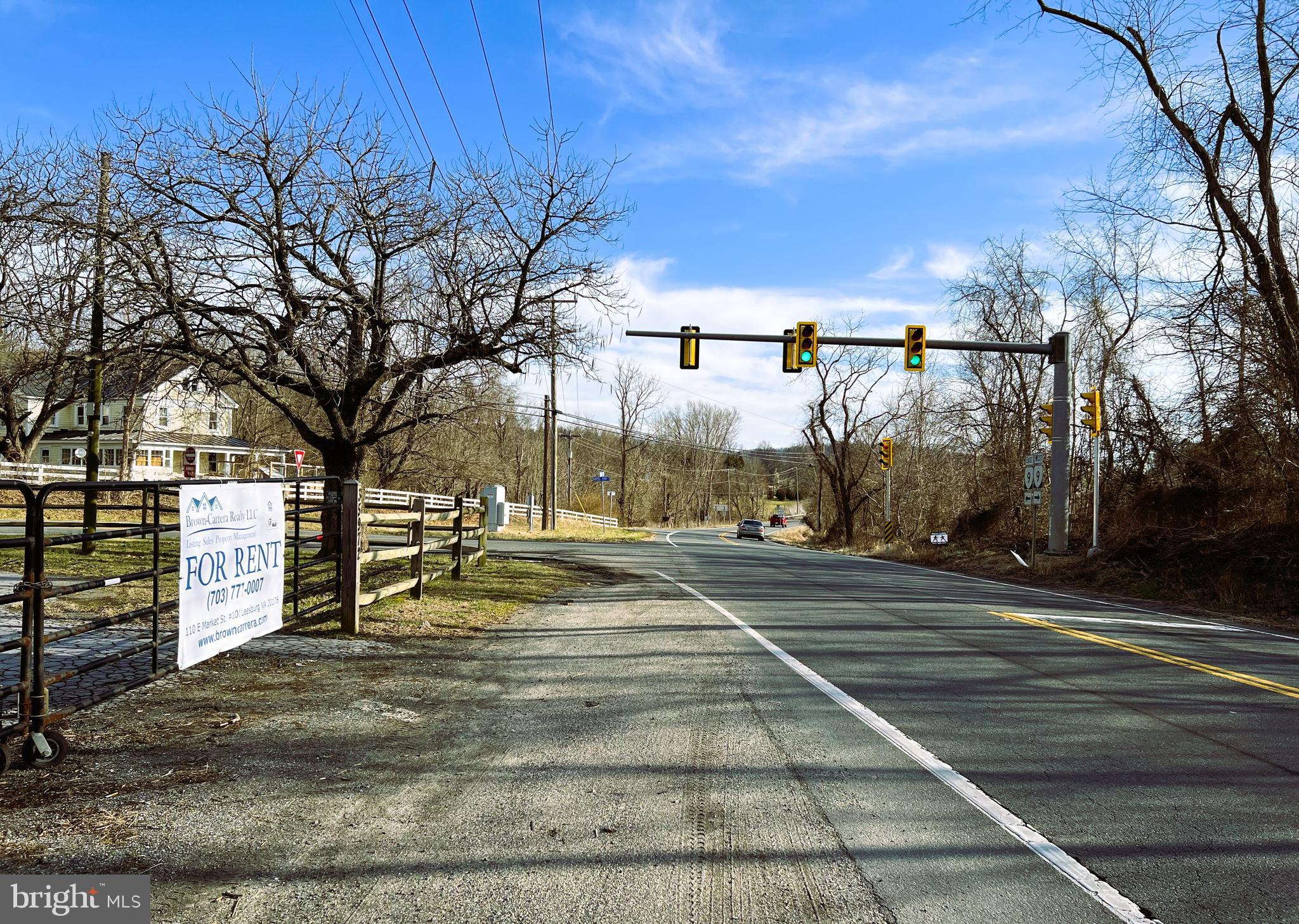 BETWEEN HILLS - Commercial Lease