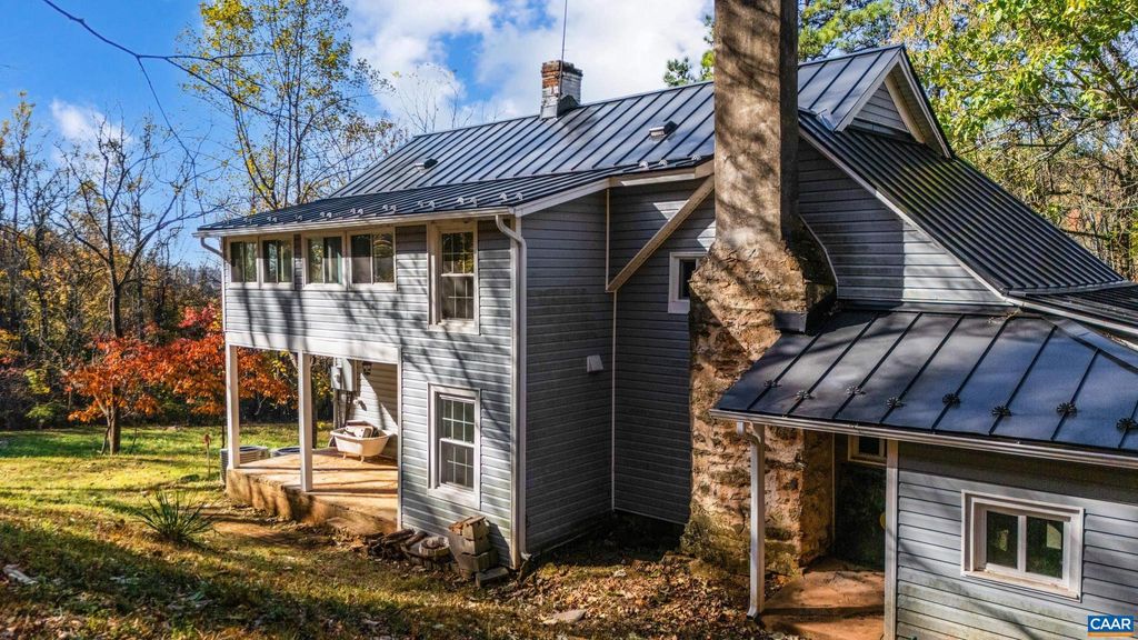 Photo of 2728 East Branch Loop, ROSELAND, VA 22967 (MLS # 670774)