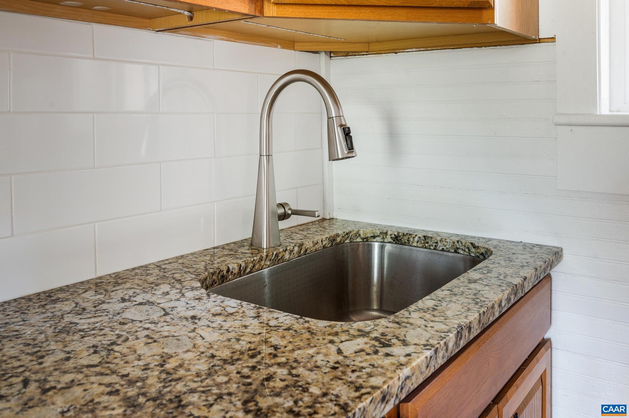 ROSELAND - Residential