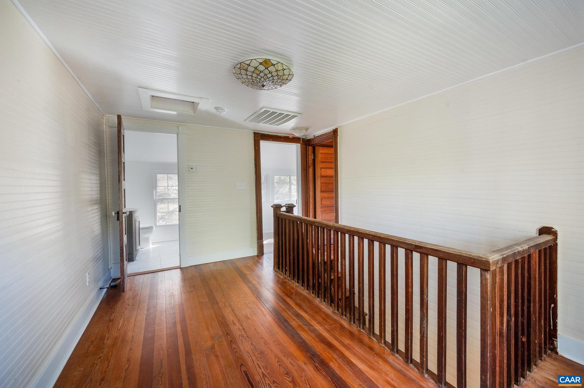 ROSELAND - Residential