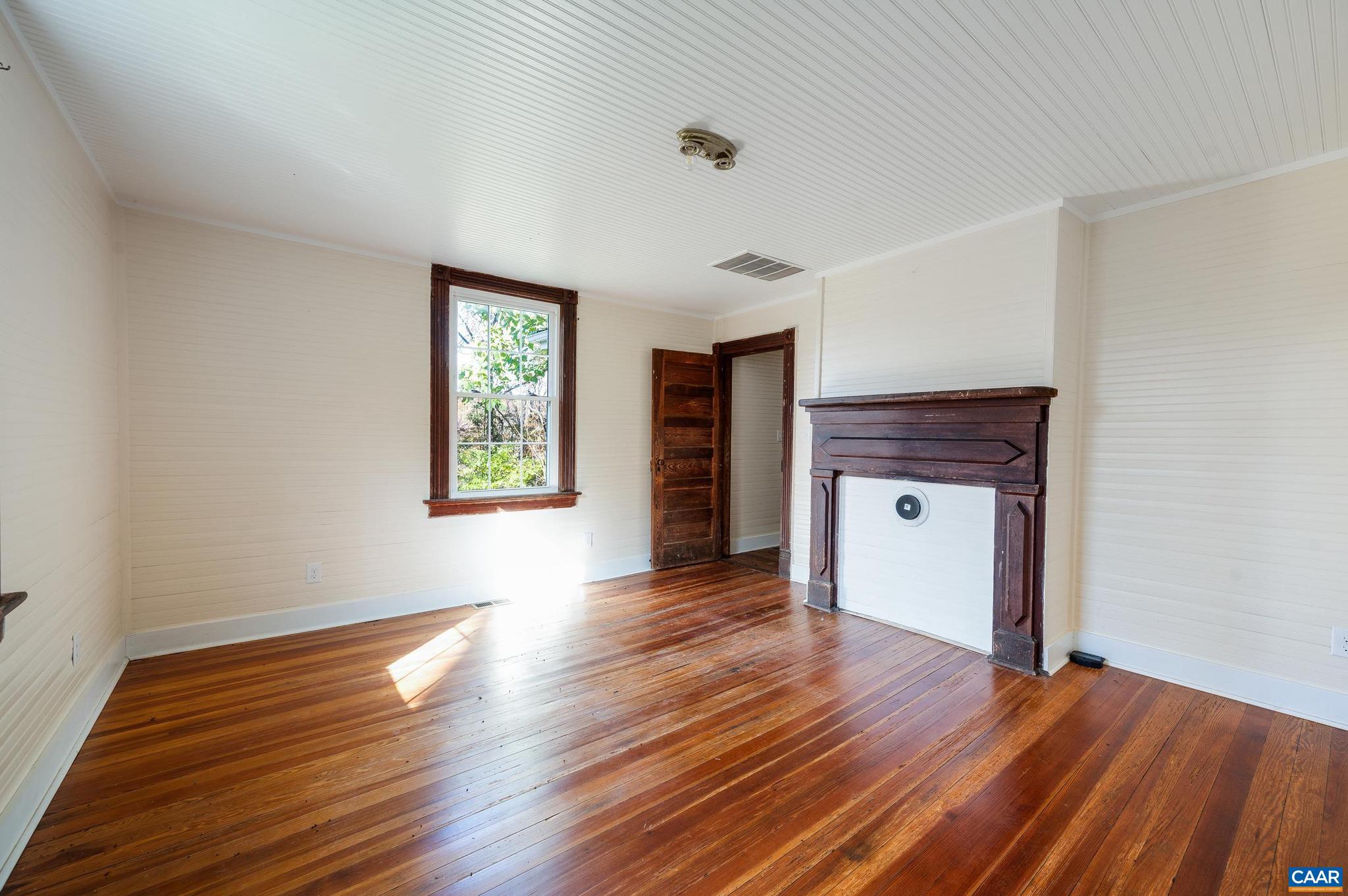 ROSELAND - Residential