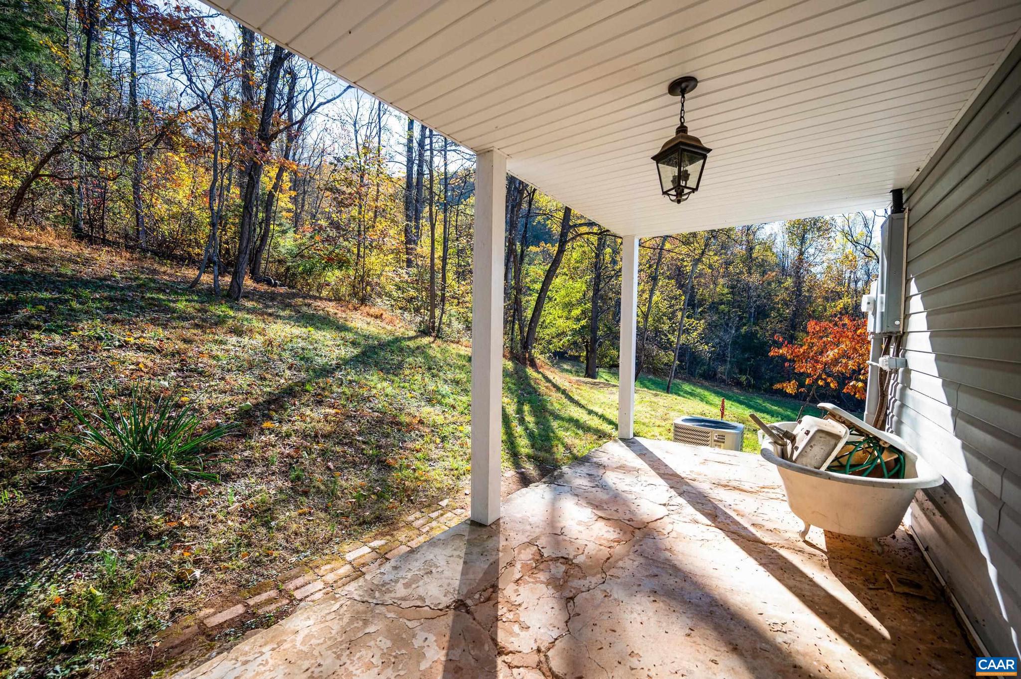 ROSELAND - Residential