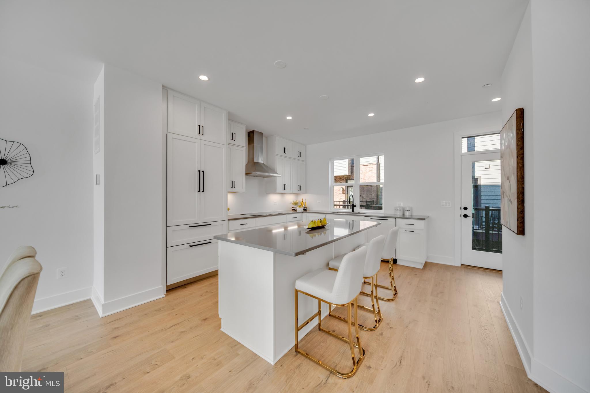 WESTBARD SQUARE - Residential