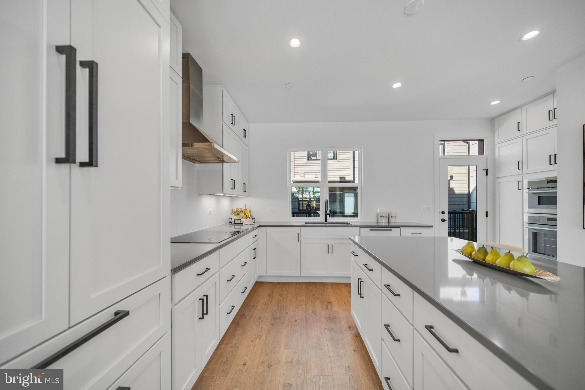 WESTBARD SQUARE - Residential