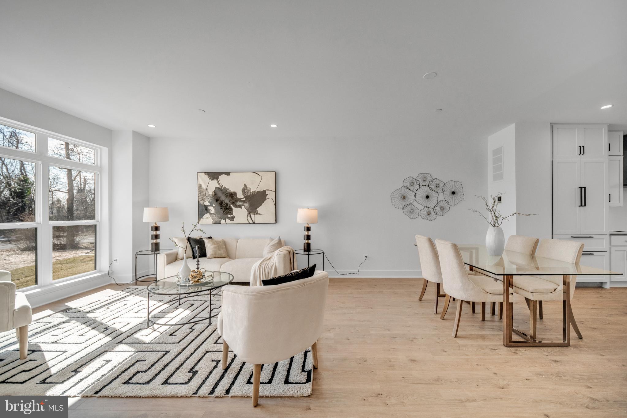 WESTBARD SQUARE - Residential