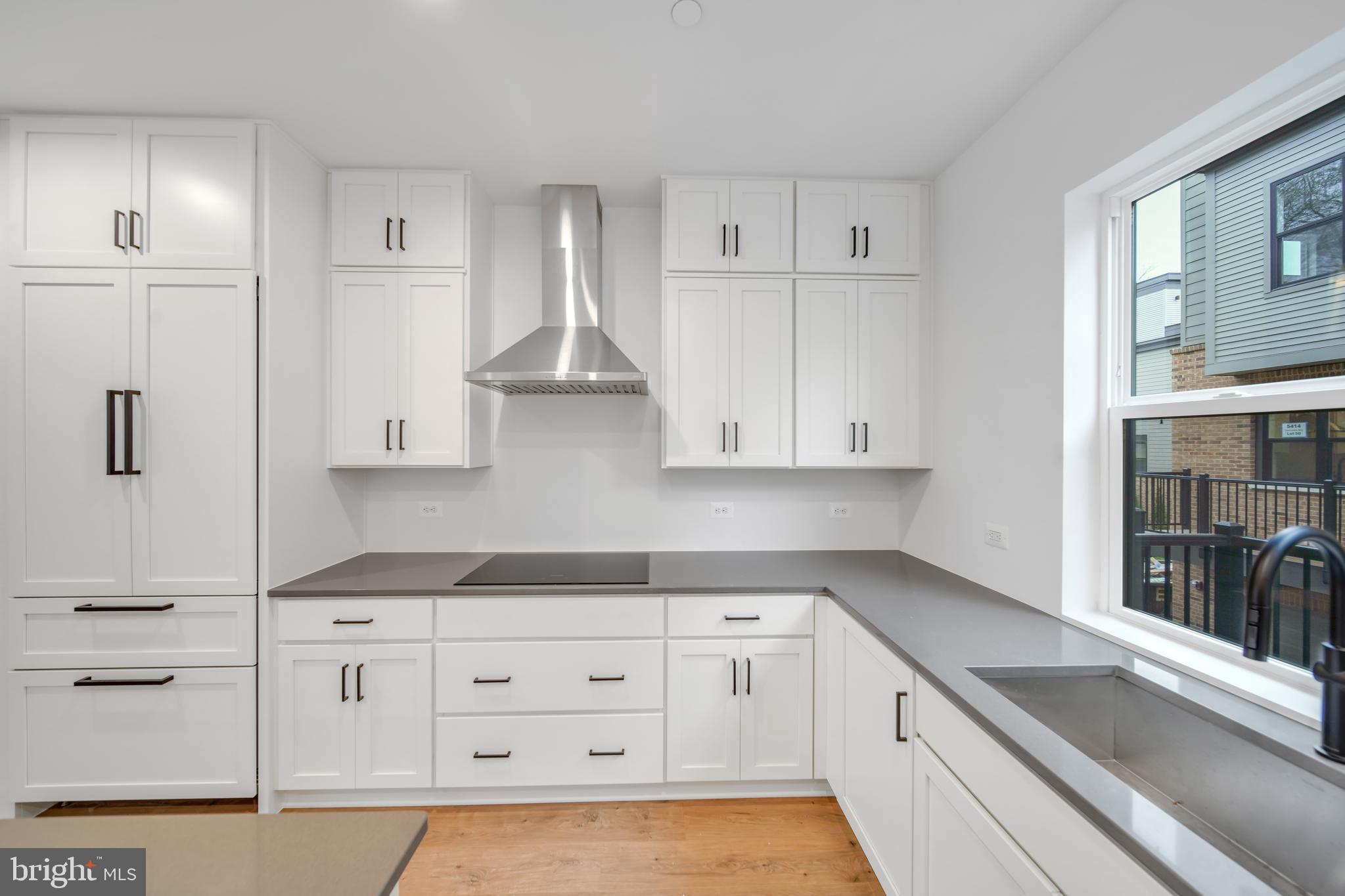 WESTBARD SQUARE - Residential