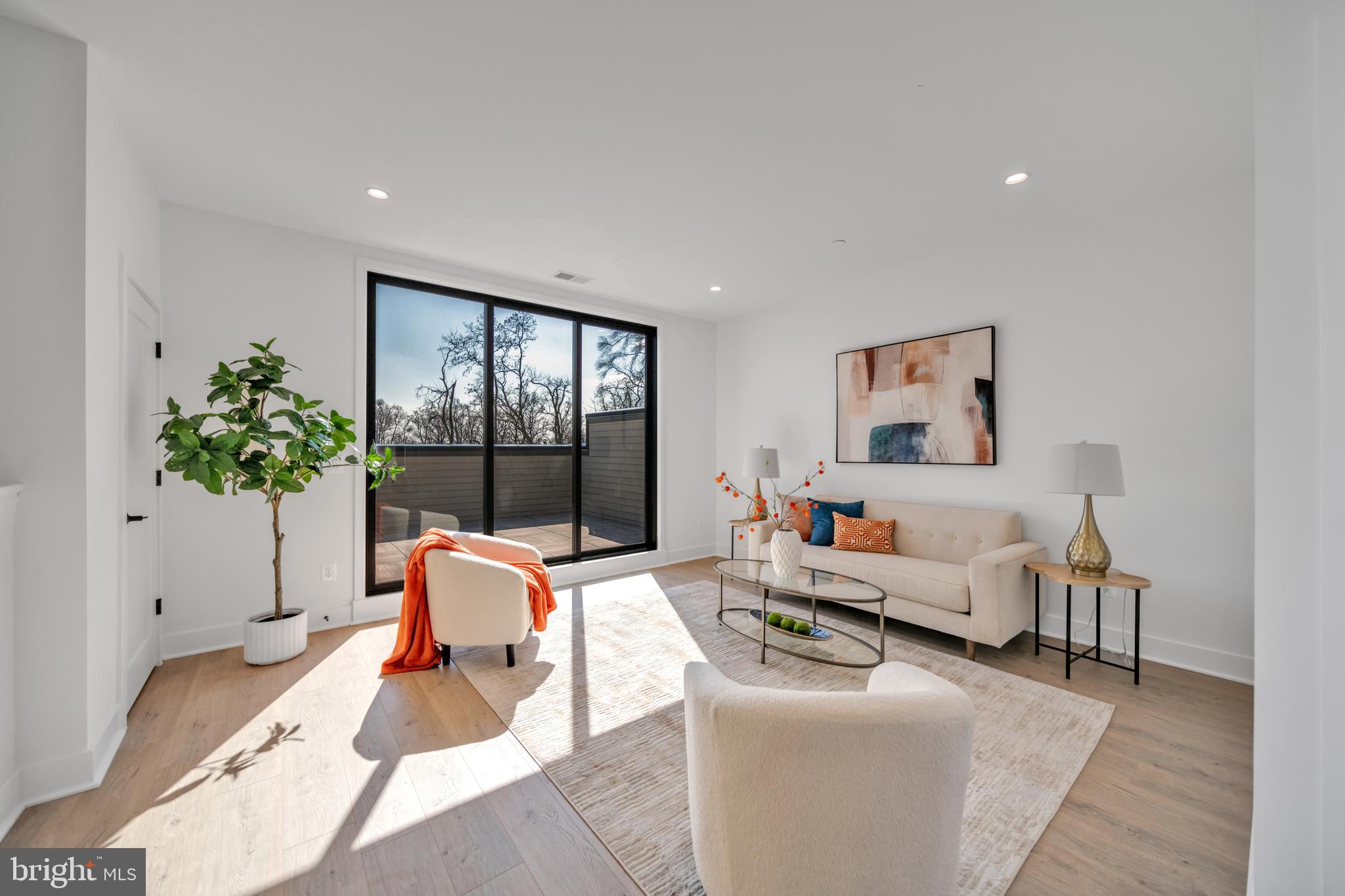 WESTBARD SQUARE - Residential