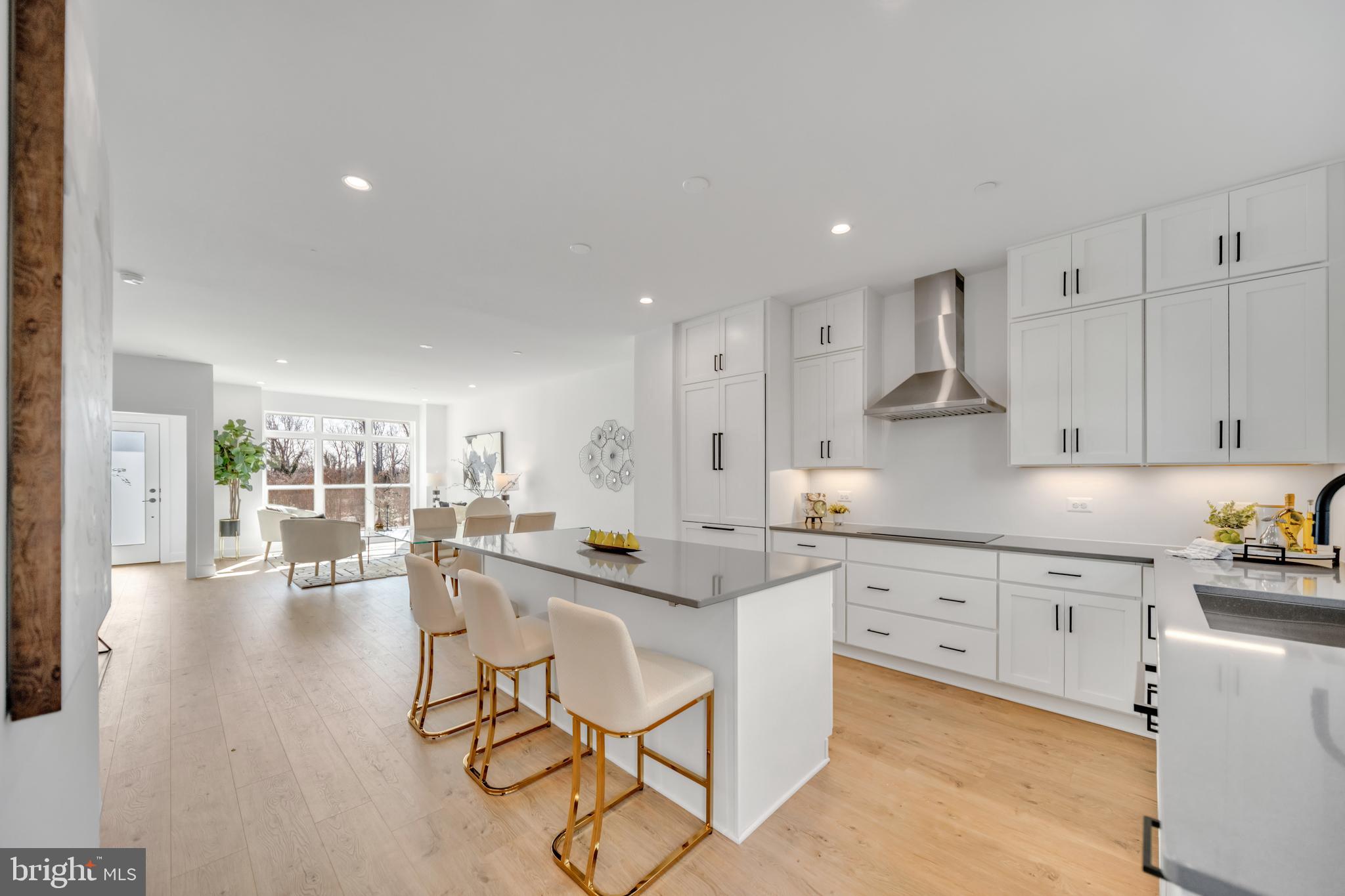 WESTBARD SQUARE - Residential