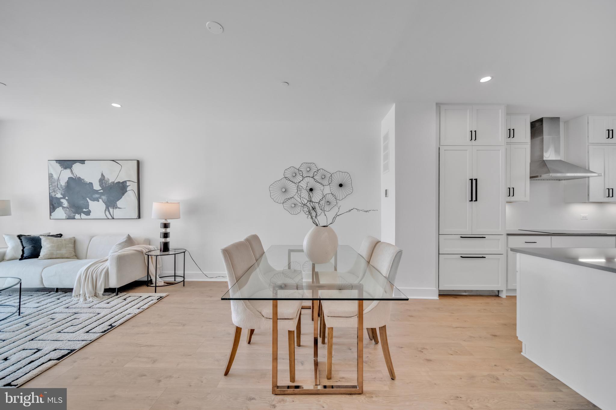 WESTBARD SQUARE - Residential