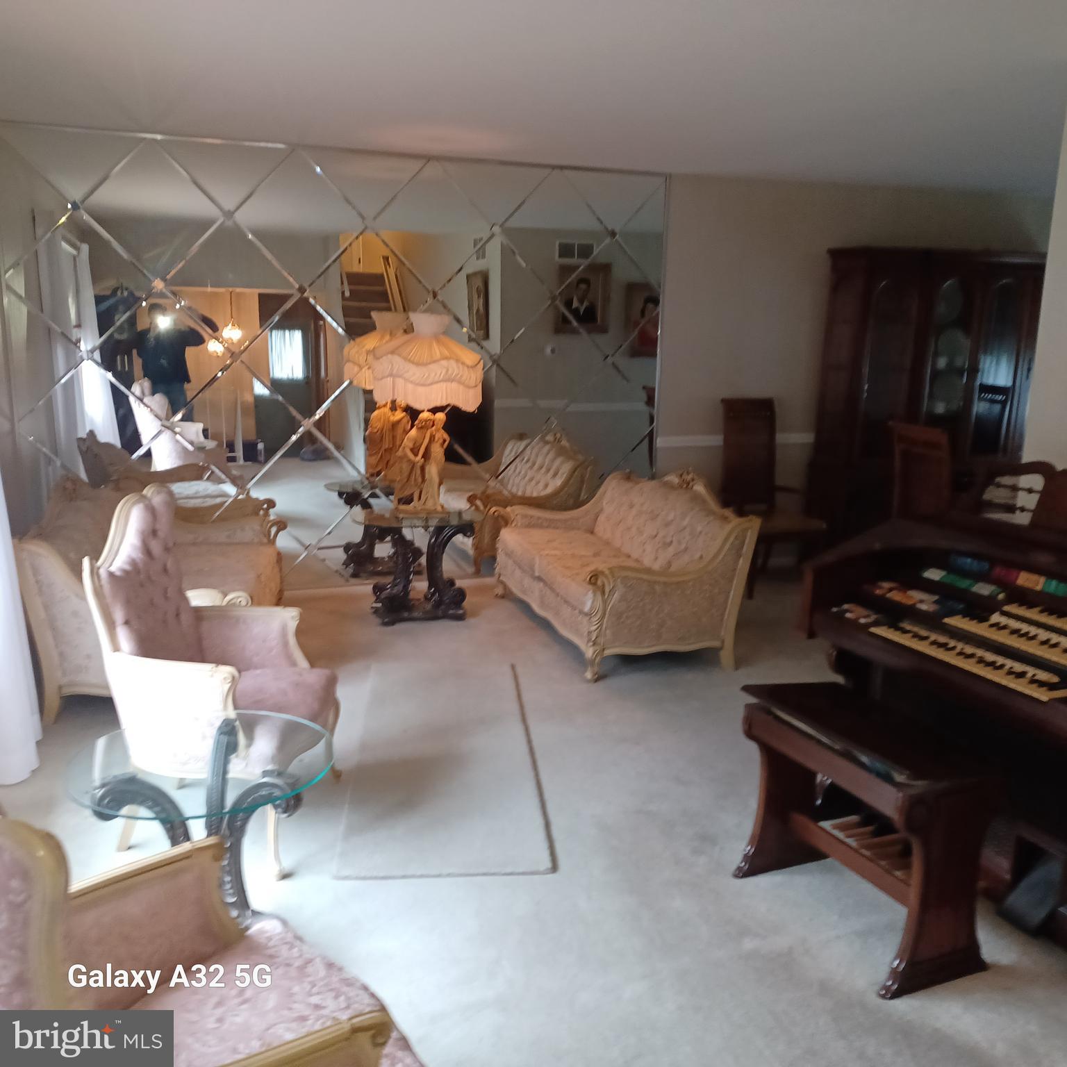 TWIN STREAMS - Residential