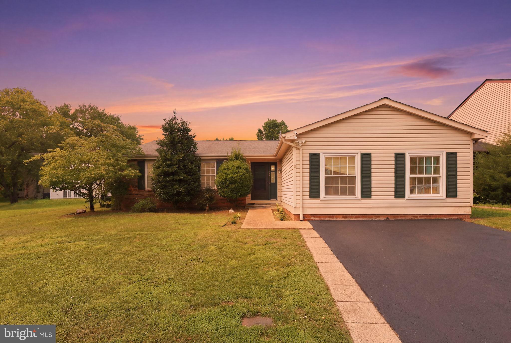 Photo 1 of 33 — 10221 FOXBOROUGH COURT, MANASSAS, VA 20110