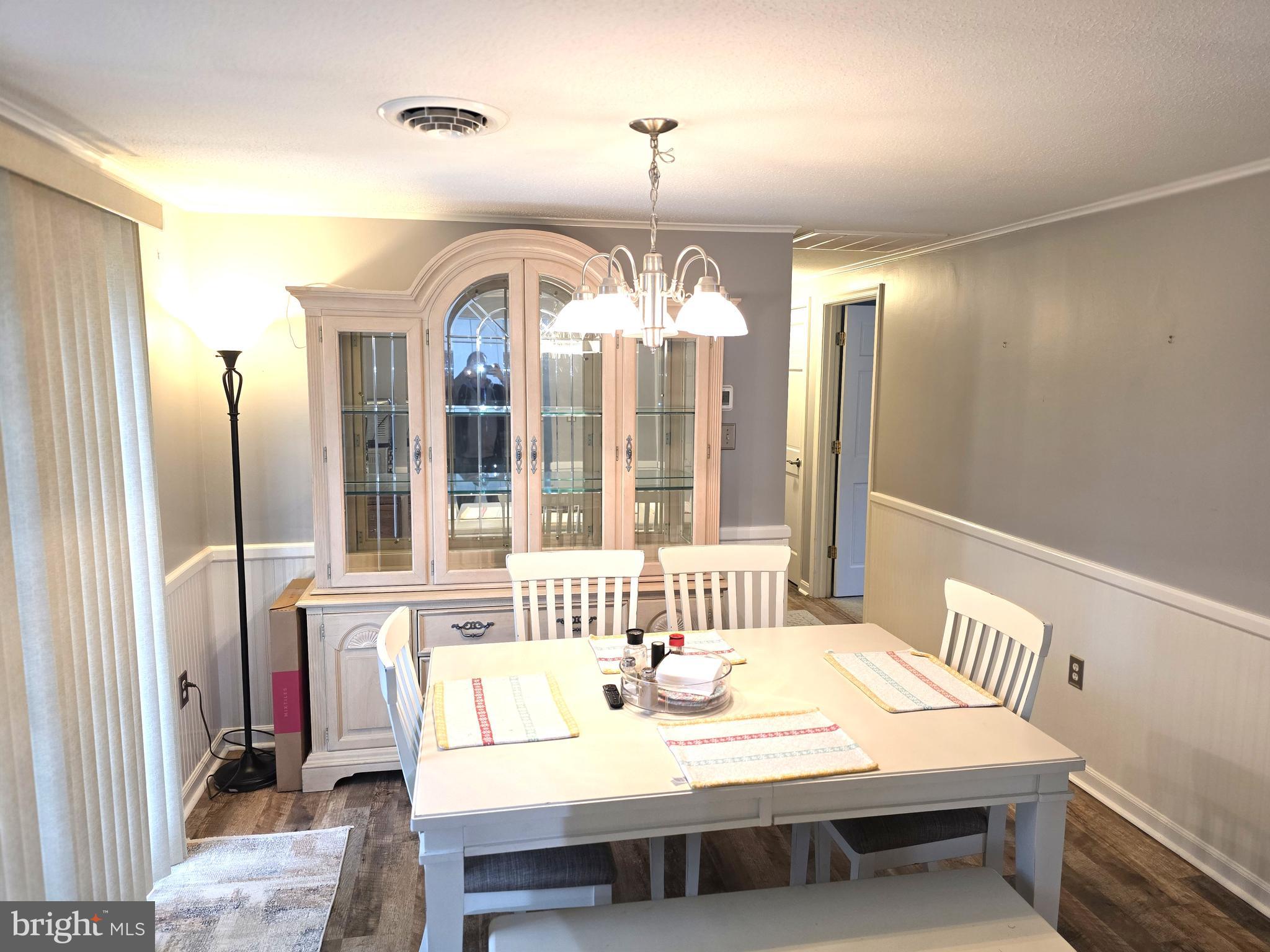 GOOSE HOLLOW - Residential