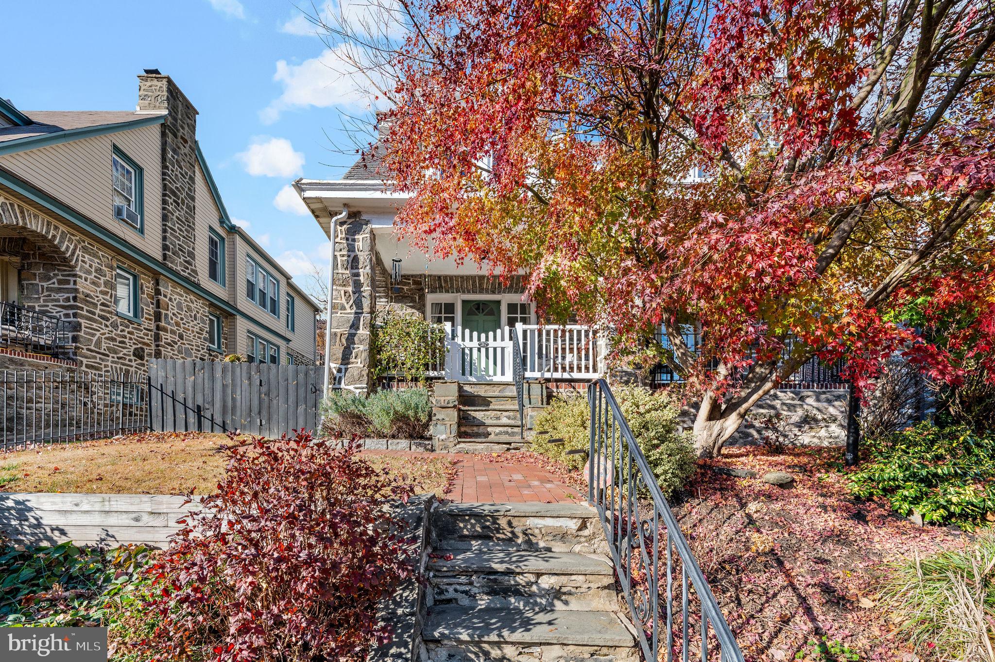 ROXBOROUGH - Residential