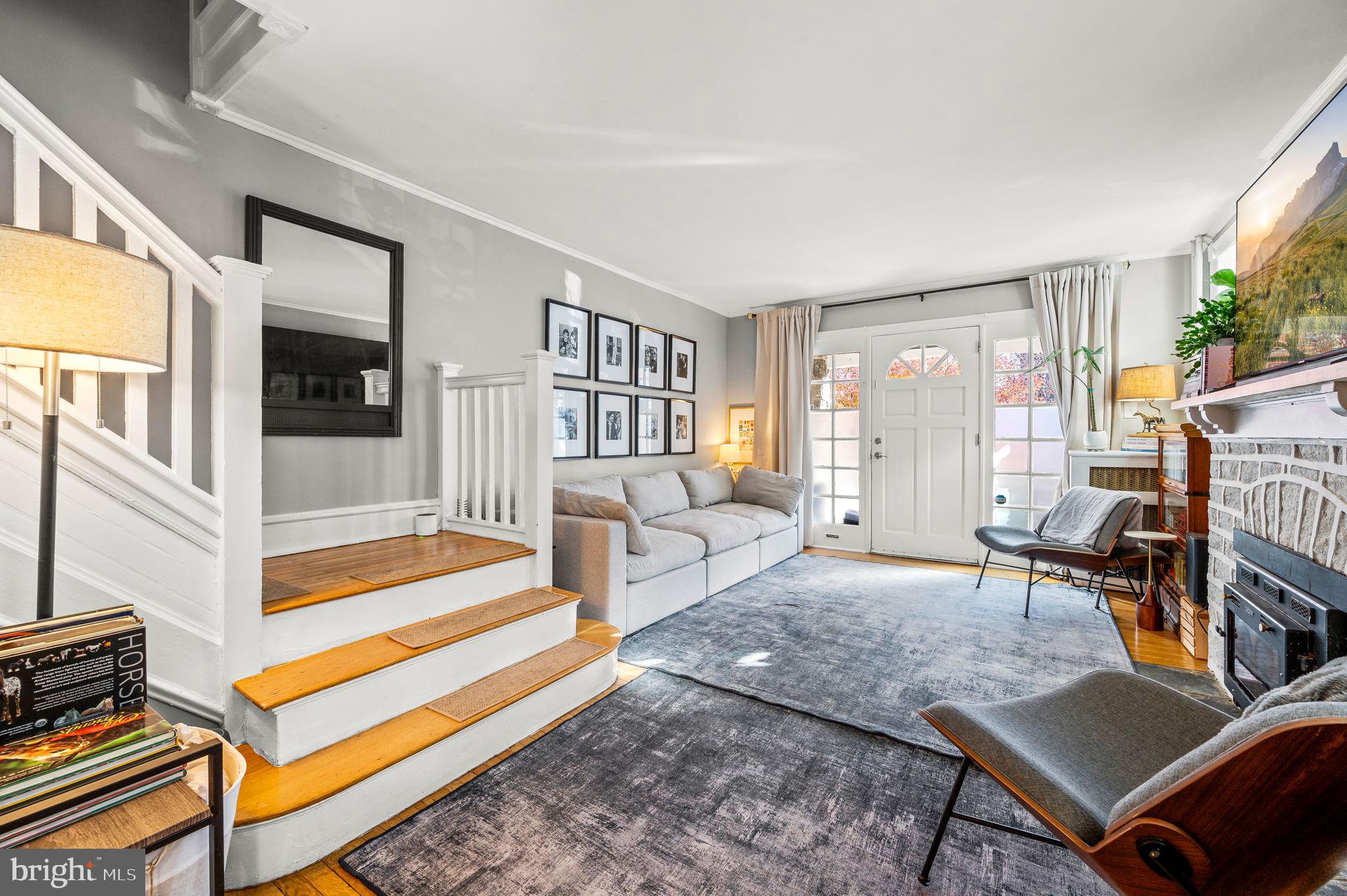 ROXBOROUGH - Residential