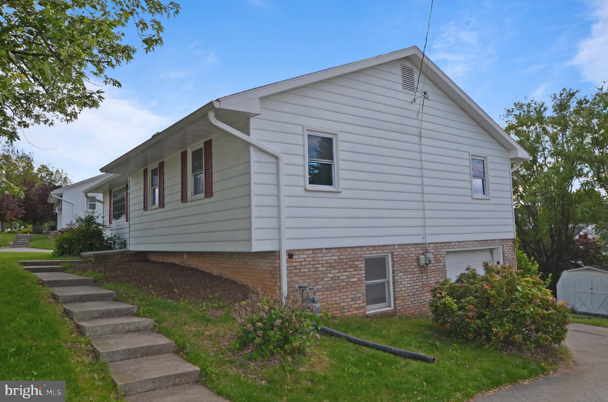 2287 GRANDVIEW ROAD