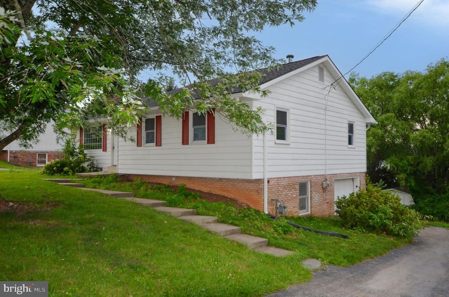 This ranch-style home features single-level living and is ready for immediate purchase.  The property offers comfortable spaces and practical design elements , creating a welcoming atmosphere.   This home features a new roof, ensuring peace of mind for years to come.  Other recent updates include new flooring and fresh paint.  The property includes a basement for additional storage and a rear deck with steps to the back yard.  Natural gas heat provides efficient heat throughout the home.
Located near Codorus State Park, residents can enjoy easy access to recreational opportunities. 
A perfect place to call home.